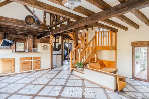 Maison vigneronne en lisière de forêt