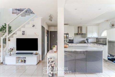 Maison familiale avec véranda et piscine