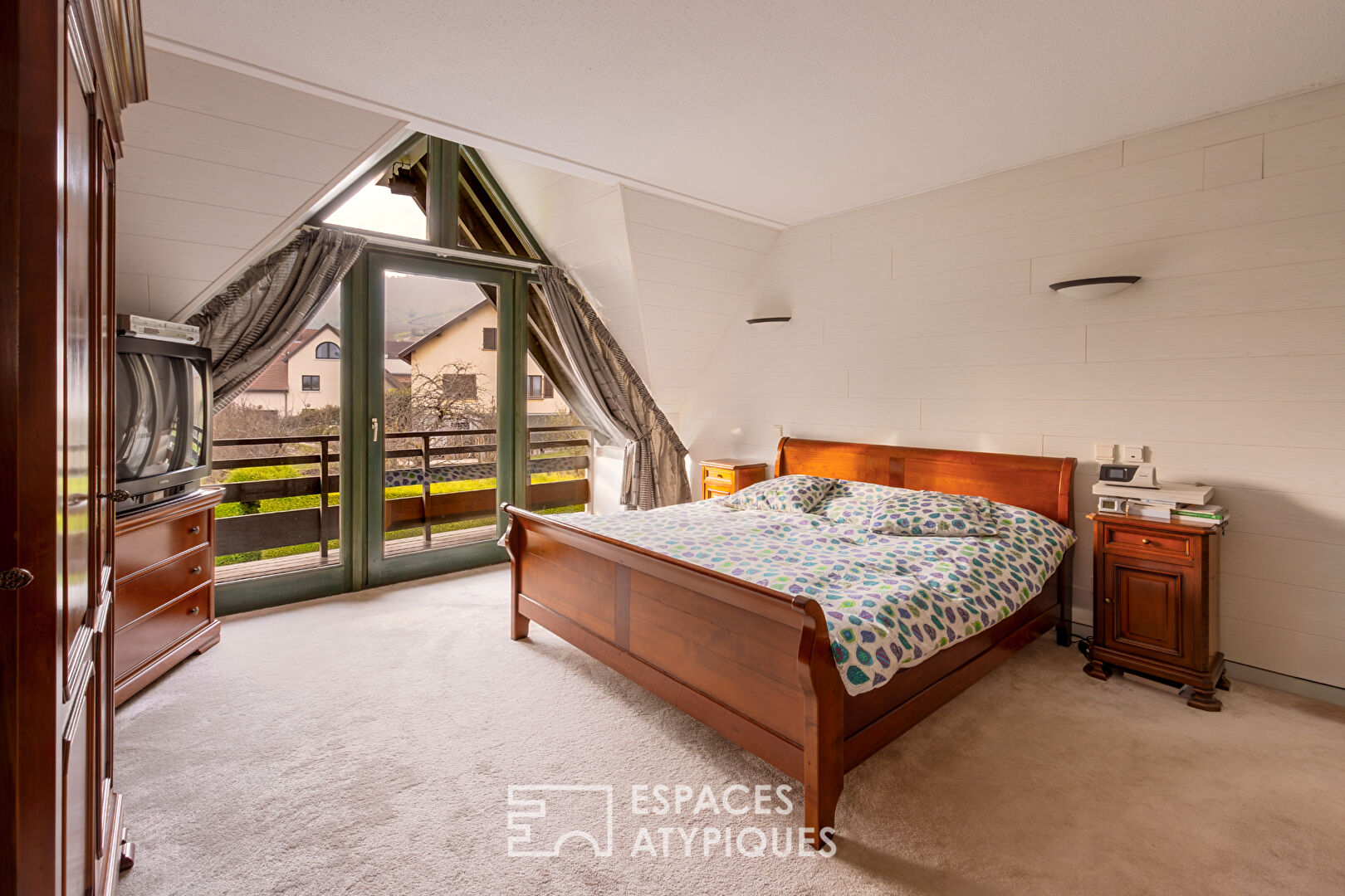 Maison d’architecte avec piscine au pied des Grands Crus