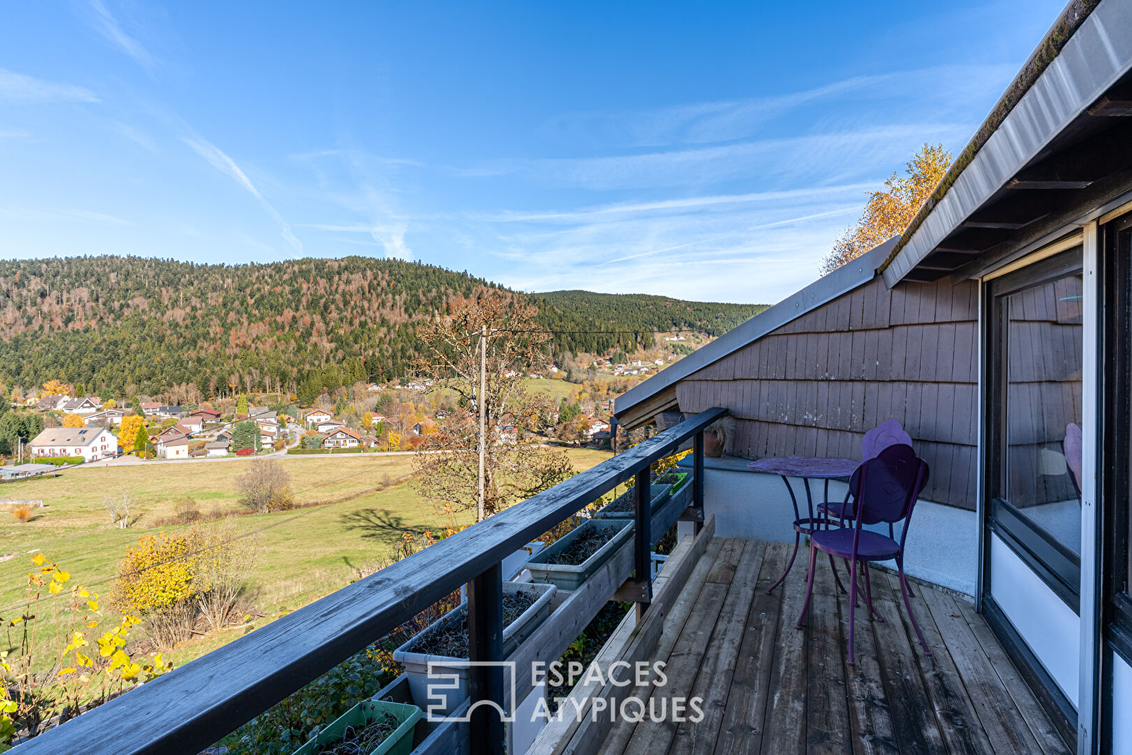 Chalet d’architecte à la vue dégagée
