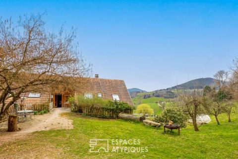 Ancienne ferme rénovée et sa vue bucolique entre vignes et montagnes