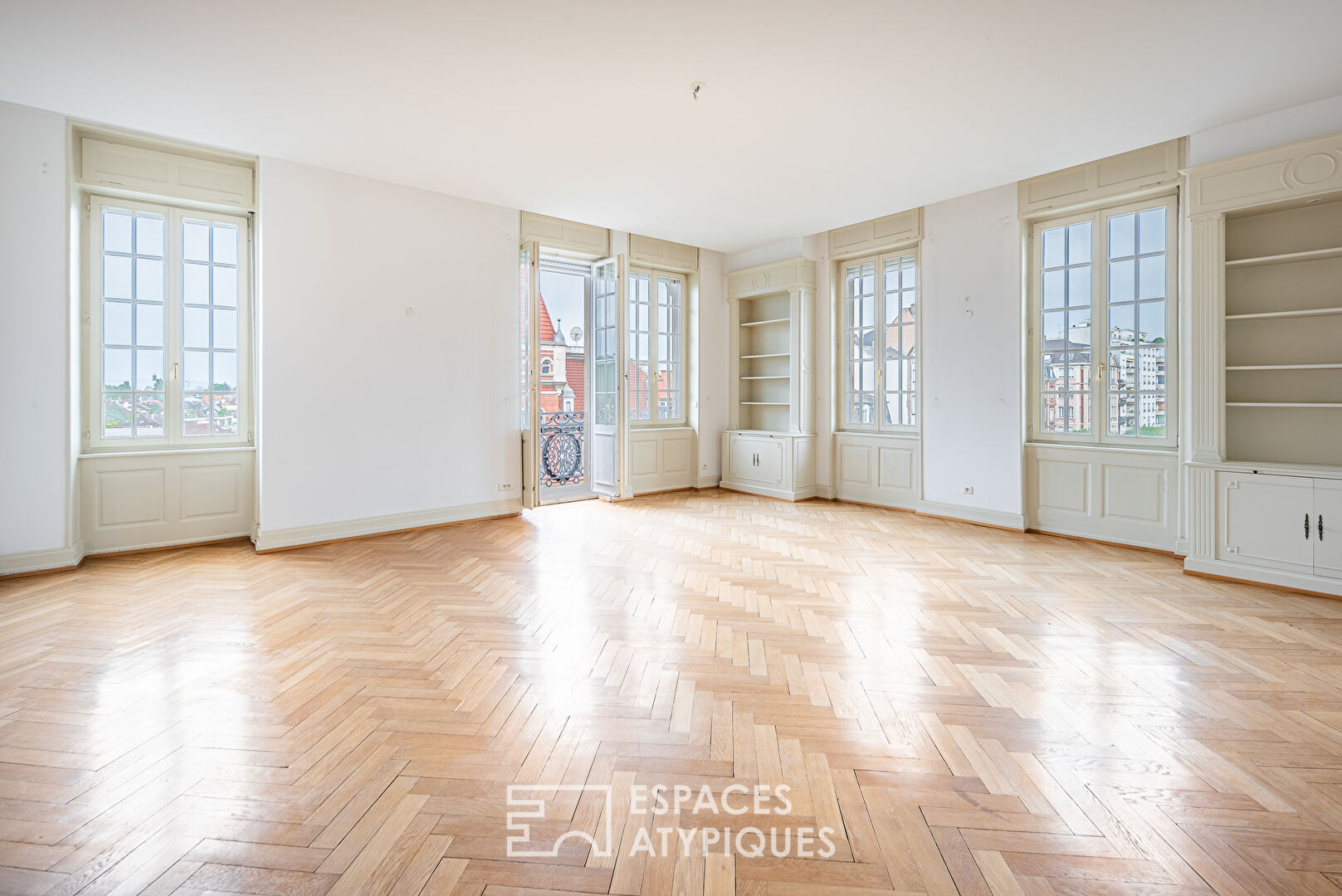 Charming apartment at the foot of the Orangerie