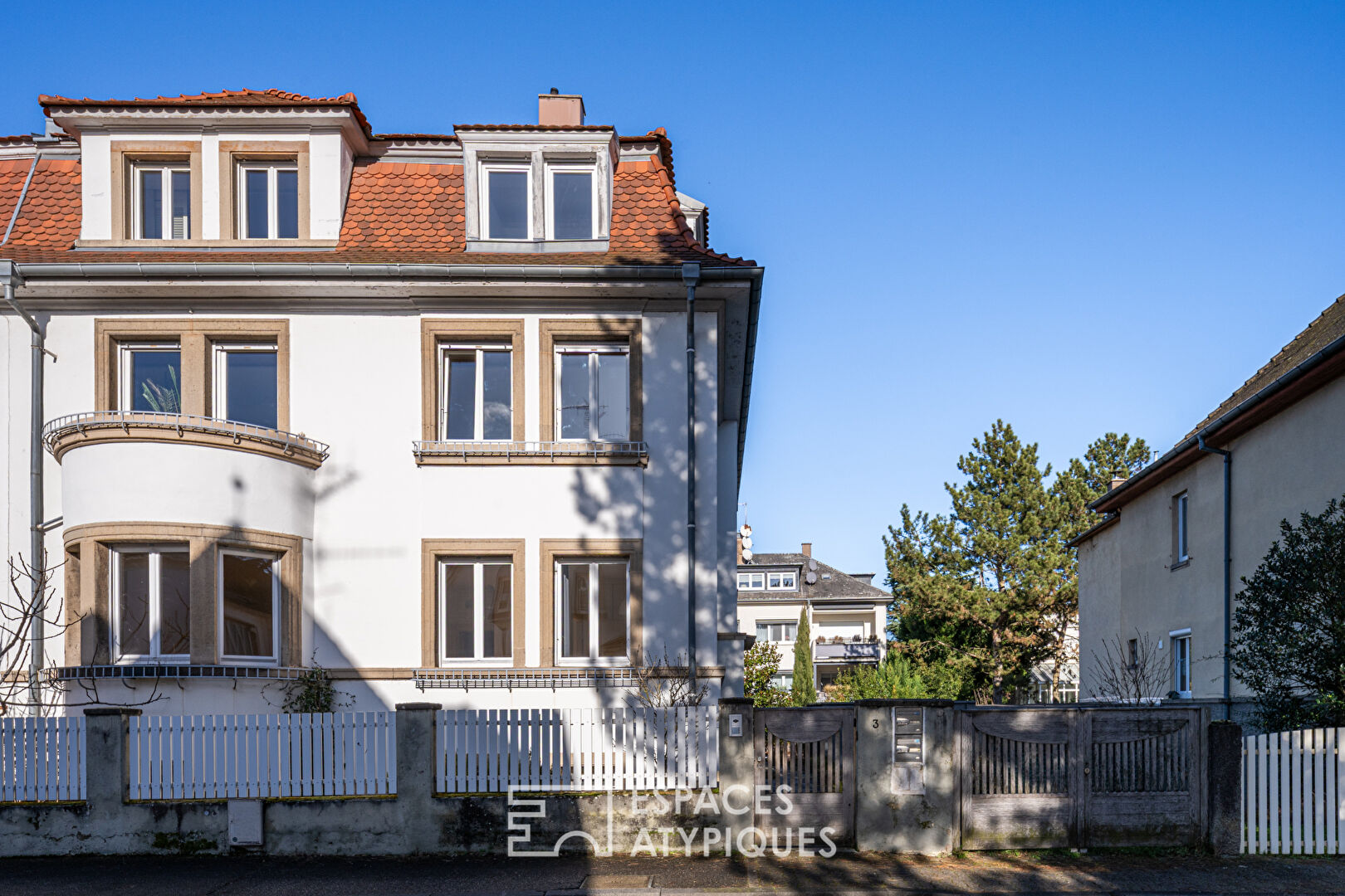 Maison bourgeoise et son jardin au Conseil des XV
