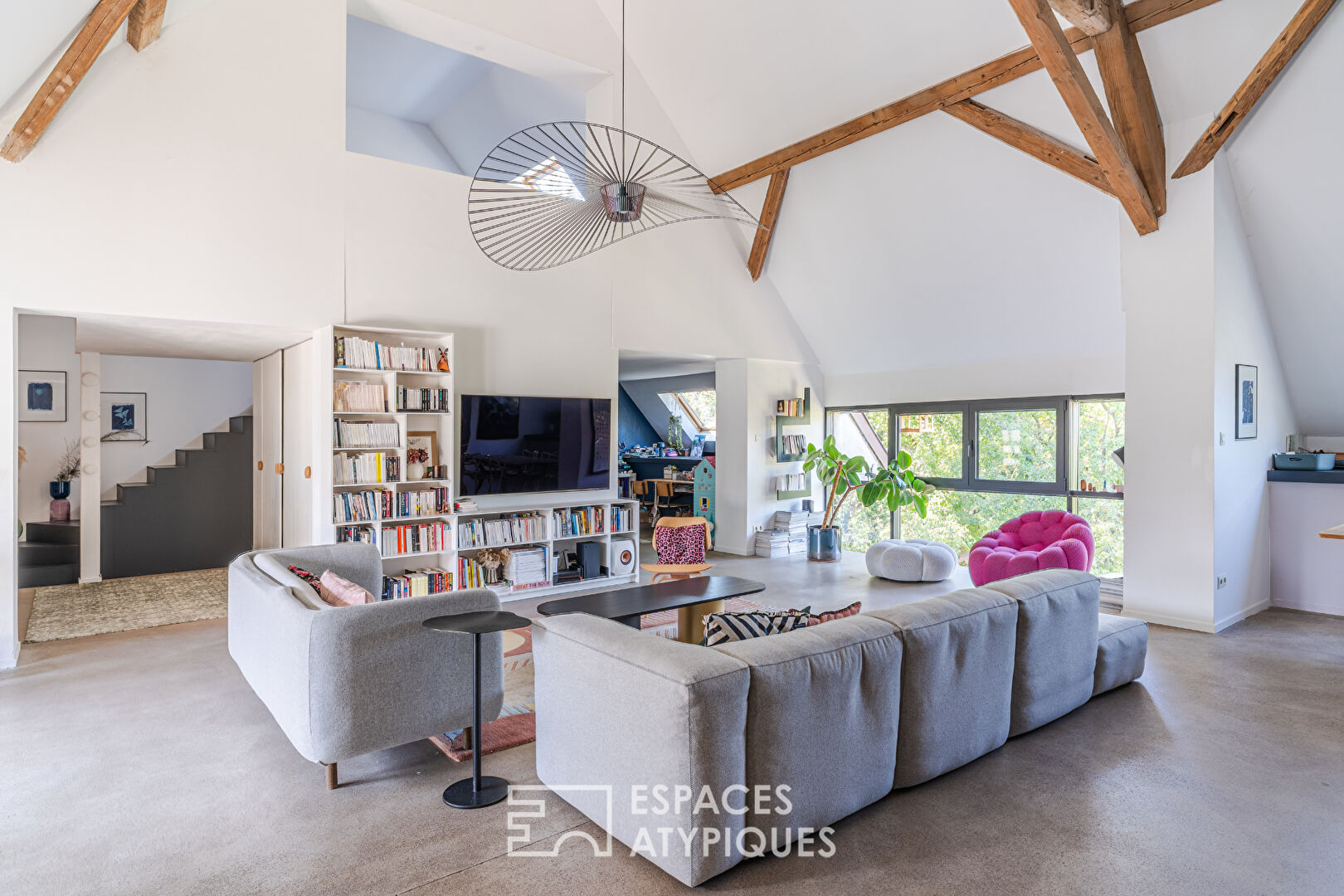 Corps de ferme d&rsquo;exception et son jardin intimiste