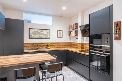 Appartement familial de style haussmannien avec balcon