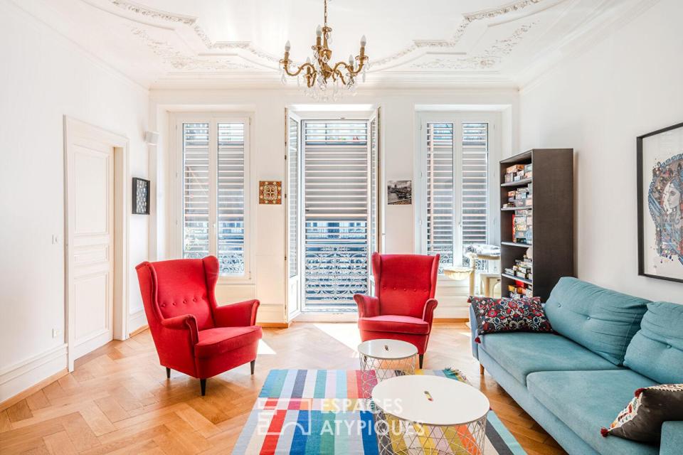 Appartement familial de style haussmannien avec balcon