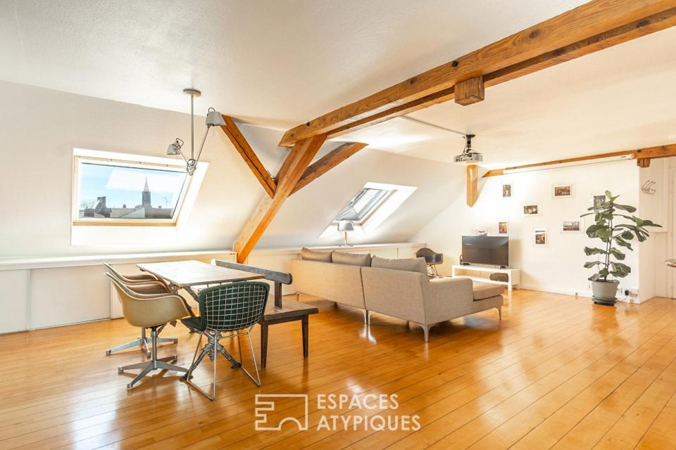 Dernier étage avec balcon quartier Contades