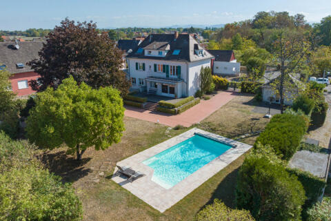 Maison bourgeoise de 1949 et sa piscine