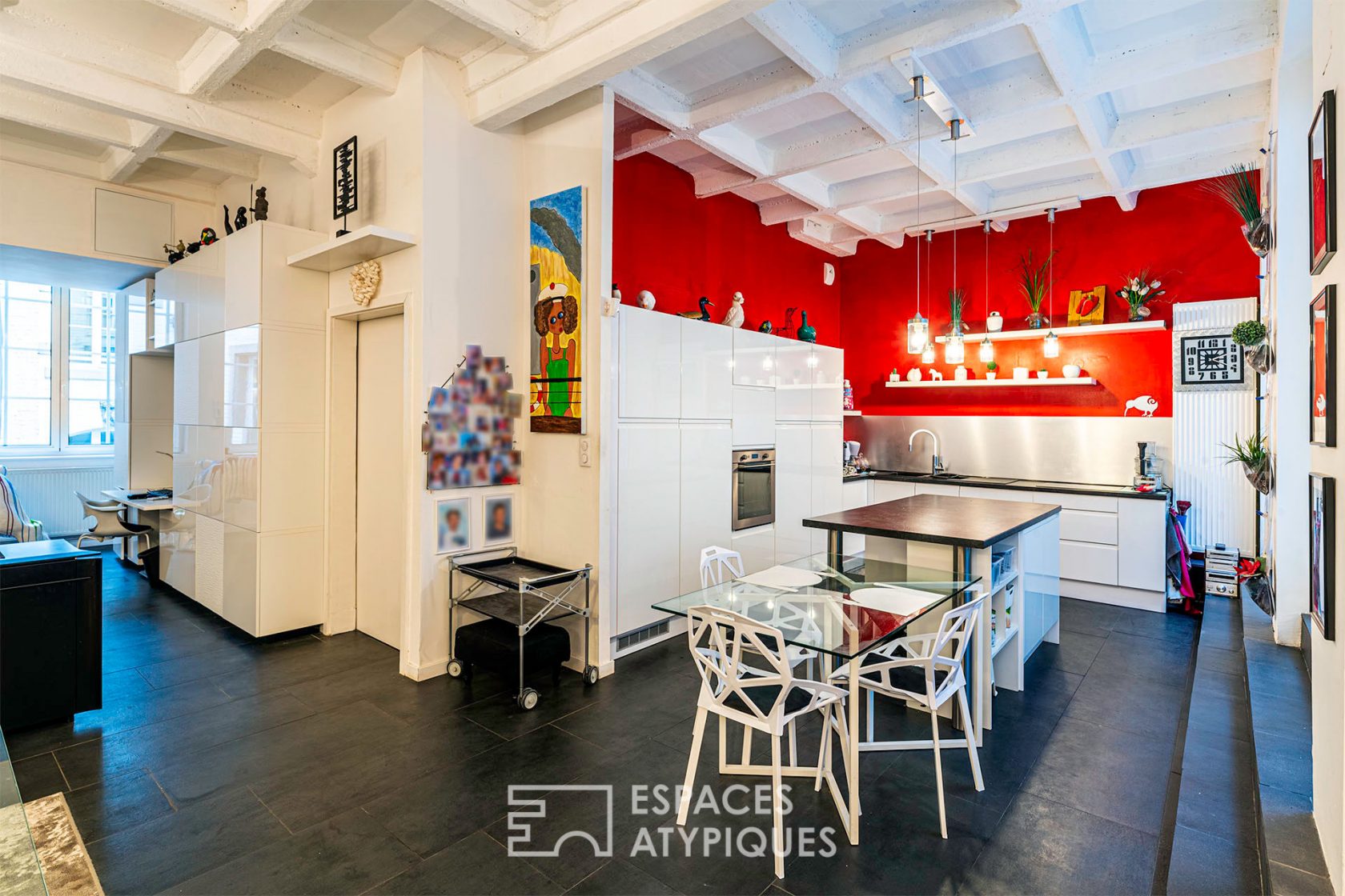 Contemporary loft and its patio