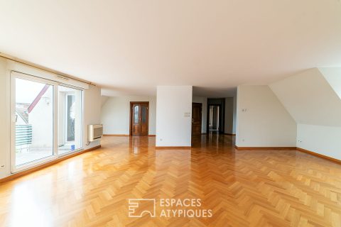 Top floor and its terraces