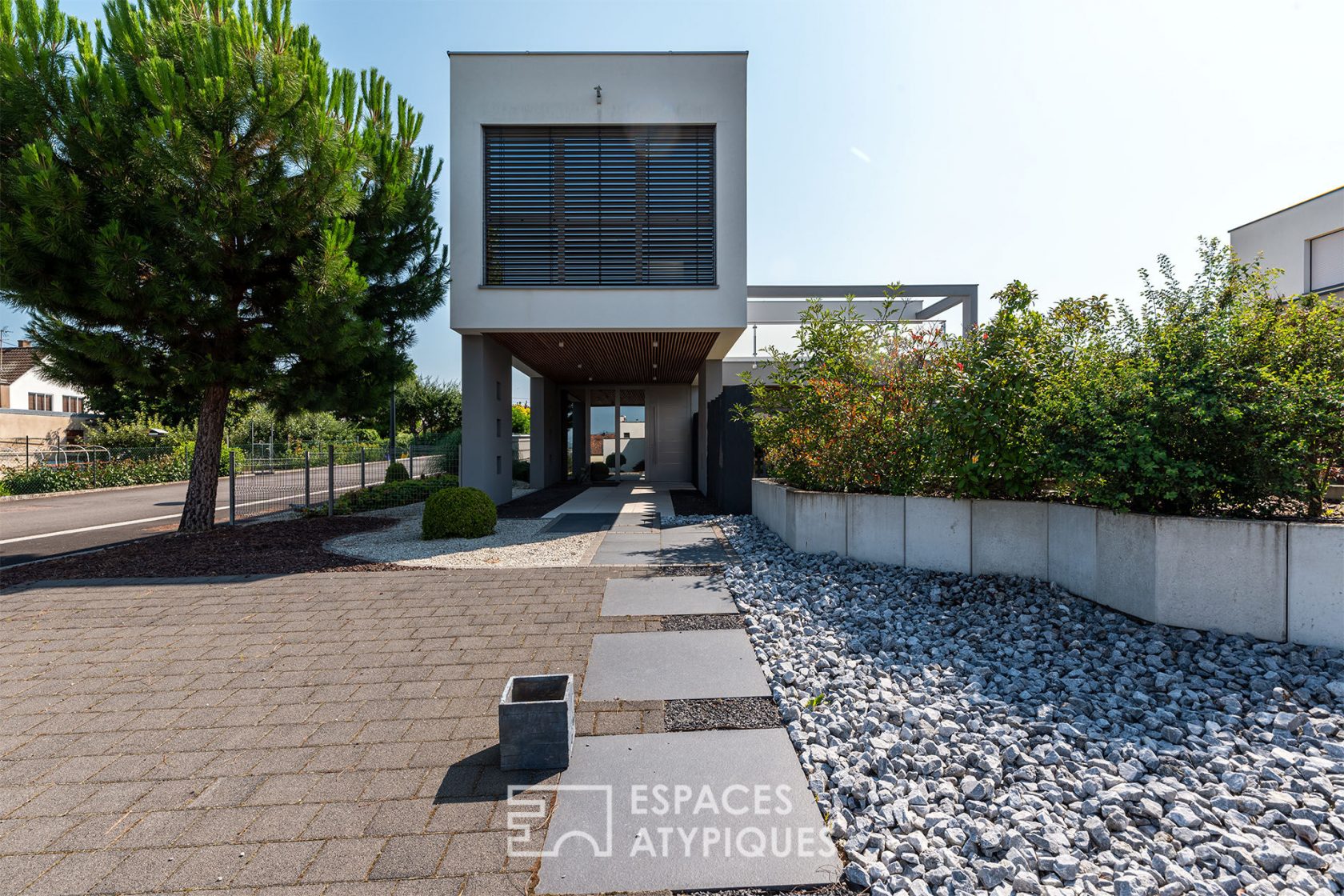 Contemporary villa with bold lines