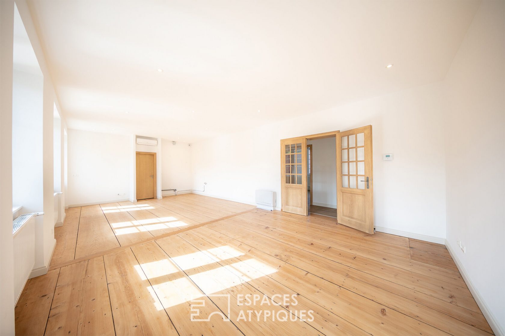Character flat renovated by an architect
