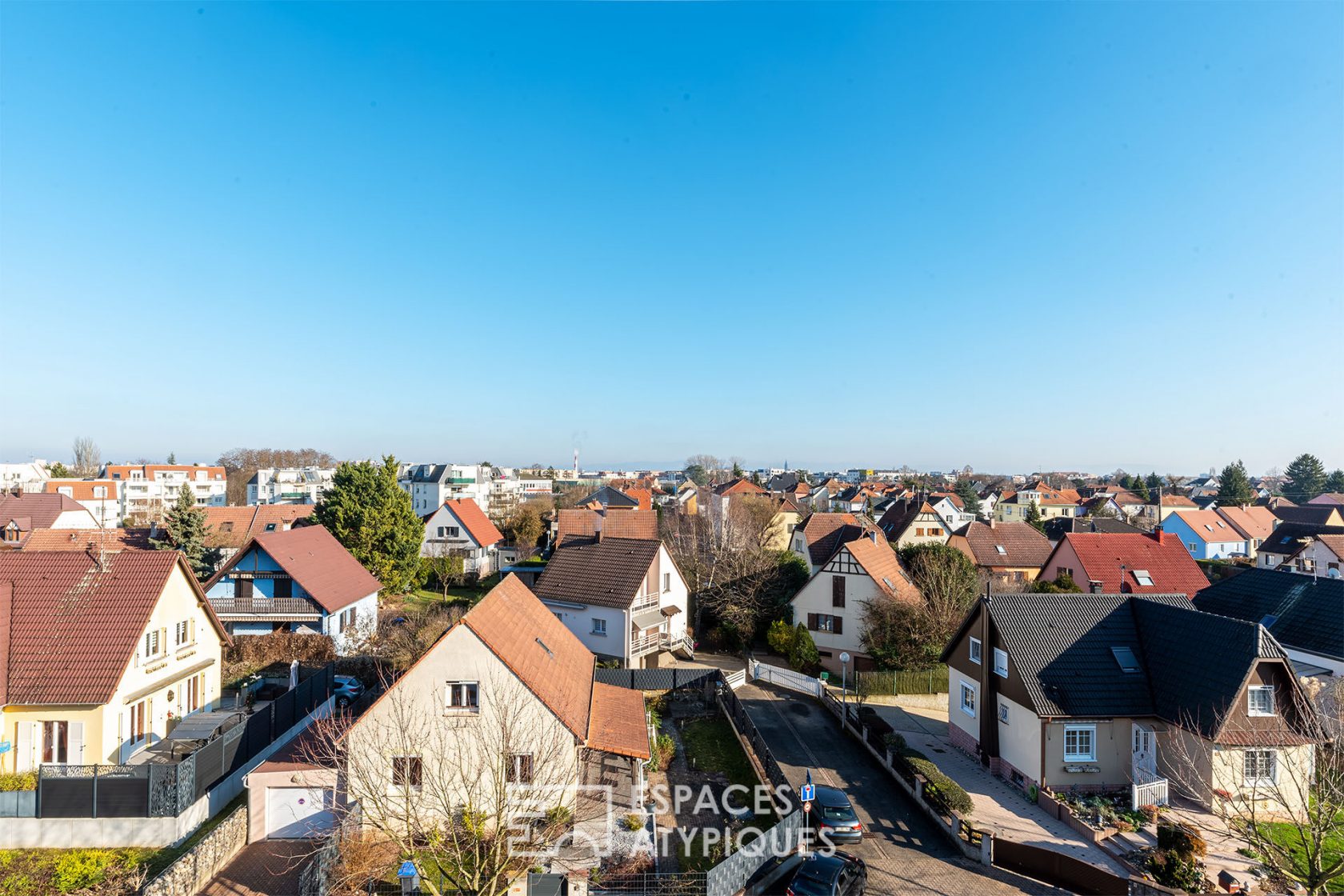 Duplex apartment on the top floor with roof terrace