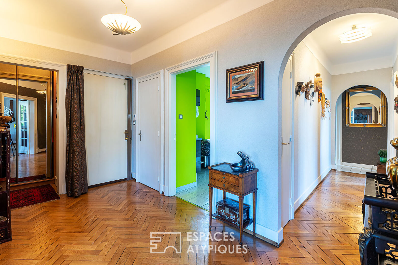 Character flat with view on the quays