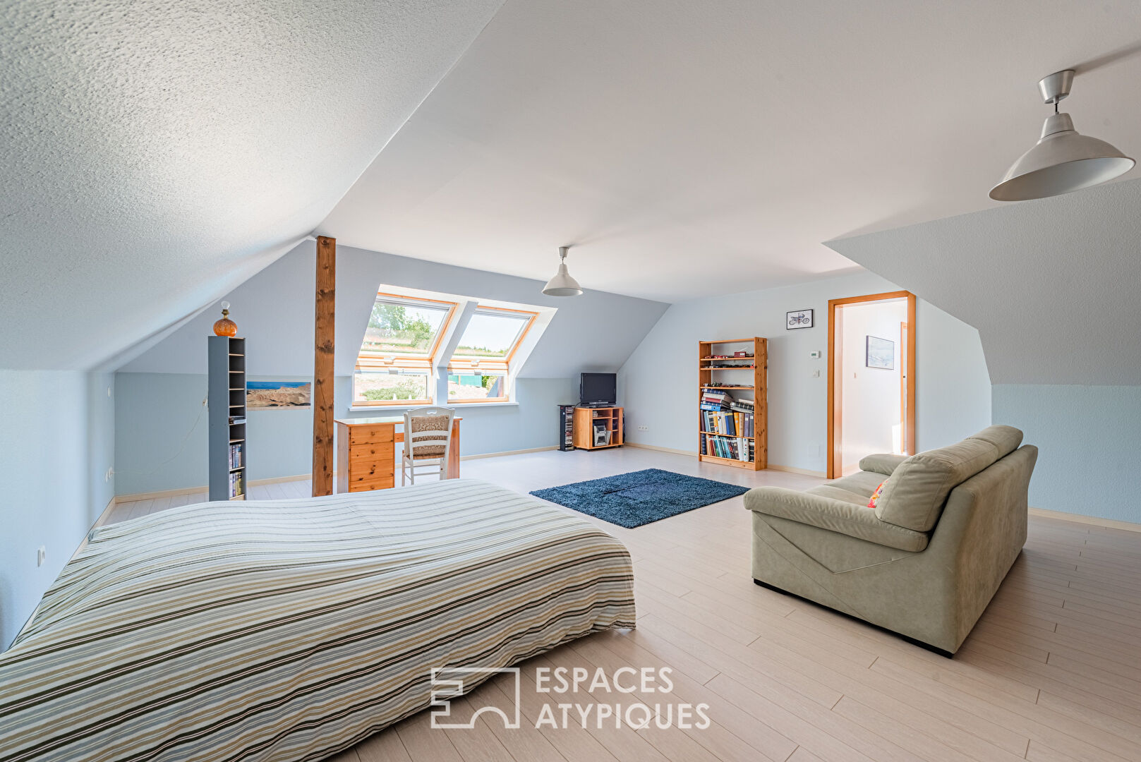 Renovated farmhouse with swimming pool