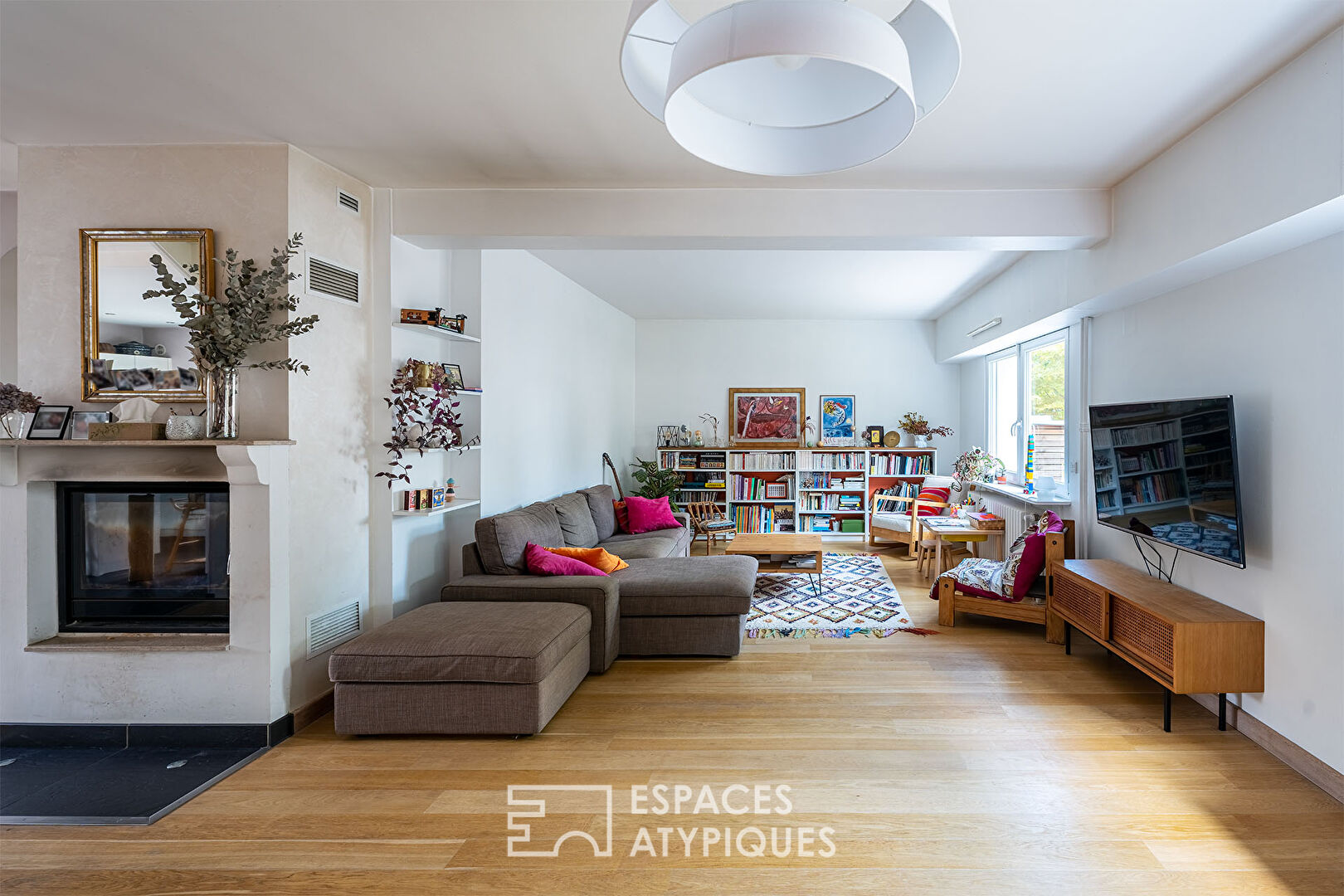 Renovated 1950s house and its garden