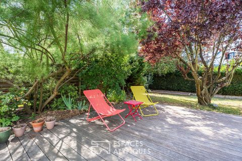 Renovated 1950s house and its garden