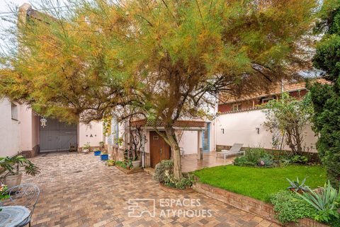 Maison bourgeoise et son jardin intimiste