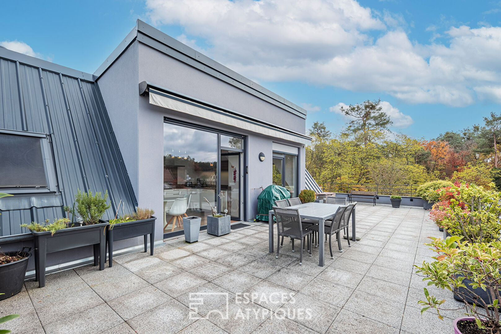 Already rented : Penthouse and its vast terrace