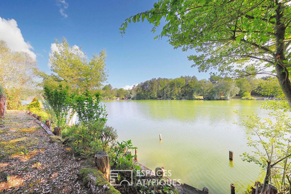 Chalet en bois avec terrasse et vue lac