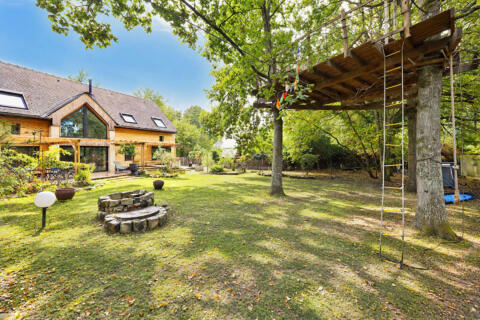 Maison contemporaine à Samois sur seine, au coeur de la nature