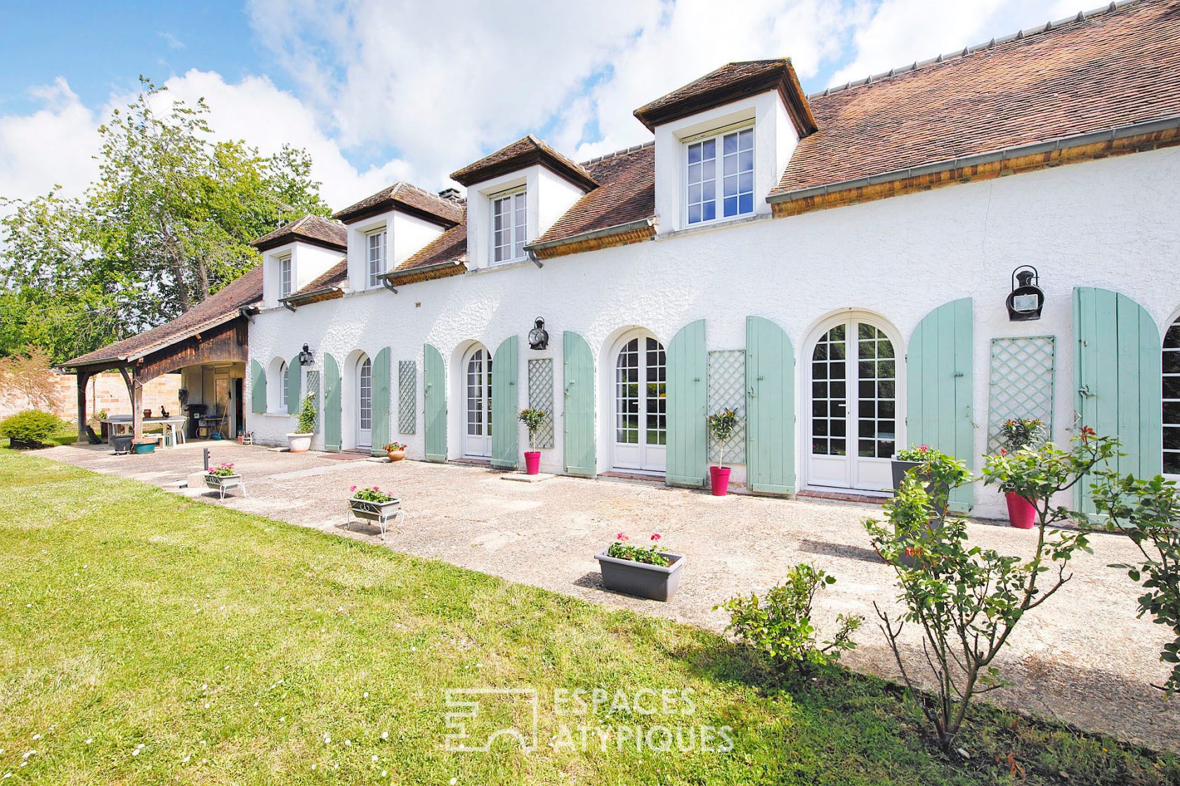 Authentique Longère avec jardin et dépendances