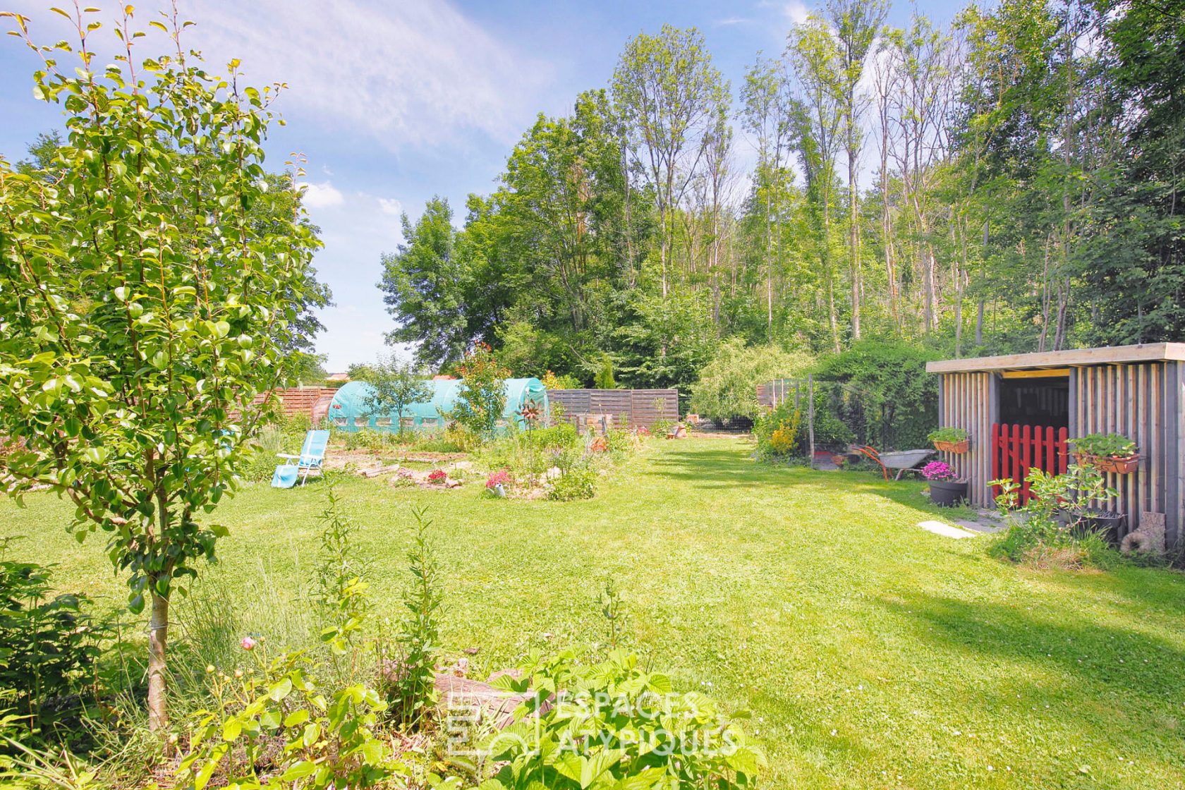 Charming renovated house with garden