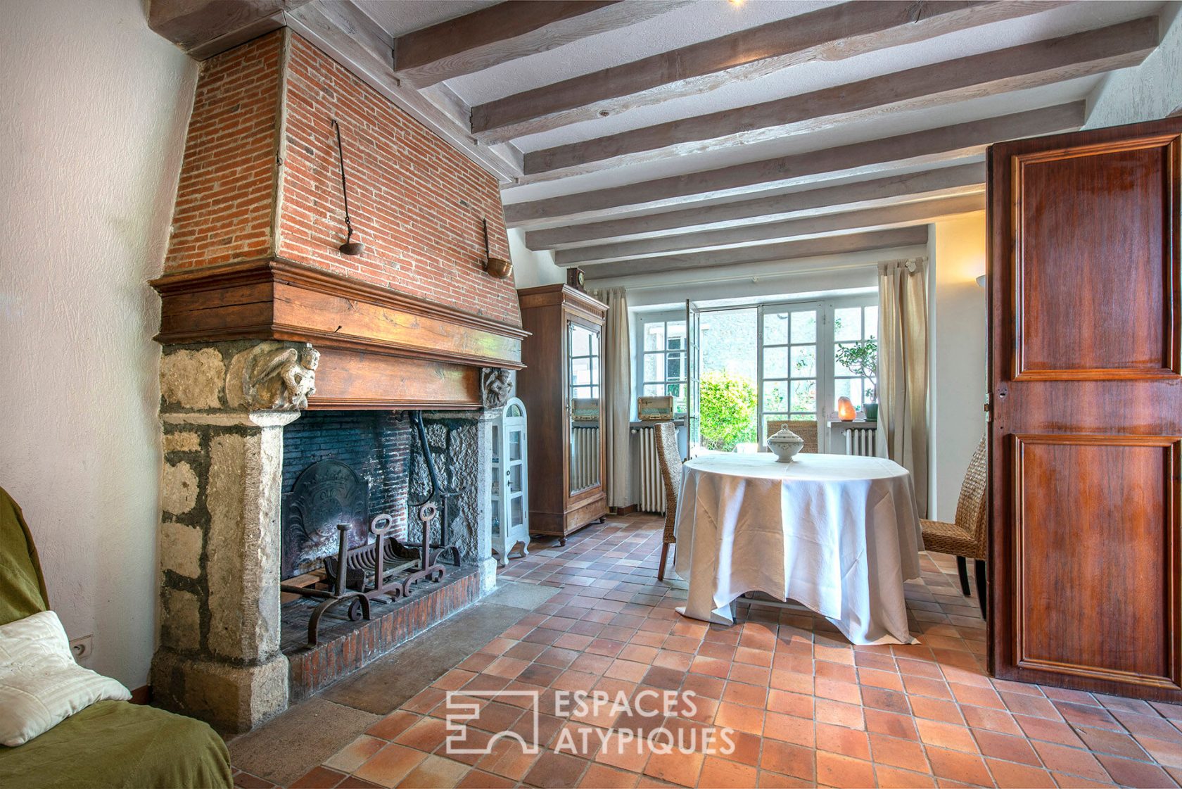 Old sheepfold and farmhouse with tree-lined courtyard