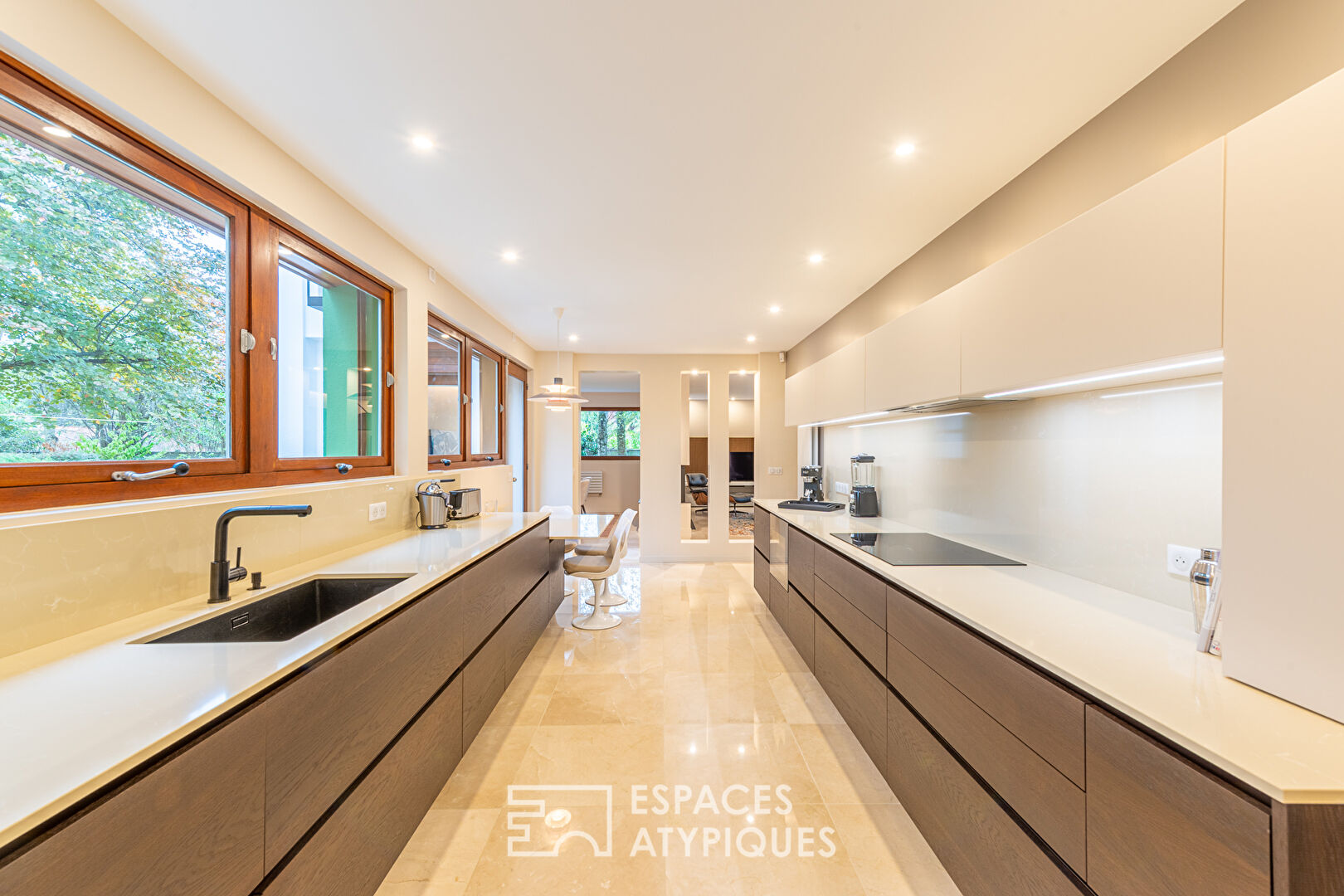 Renovated seventies architect’s house with park