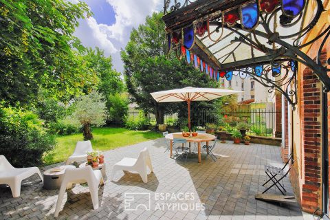 Maison bourgeoise rénovée avec vue et jardin