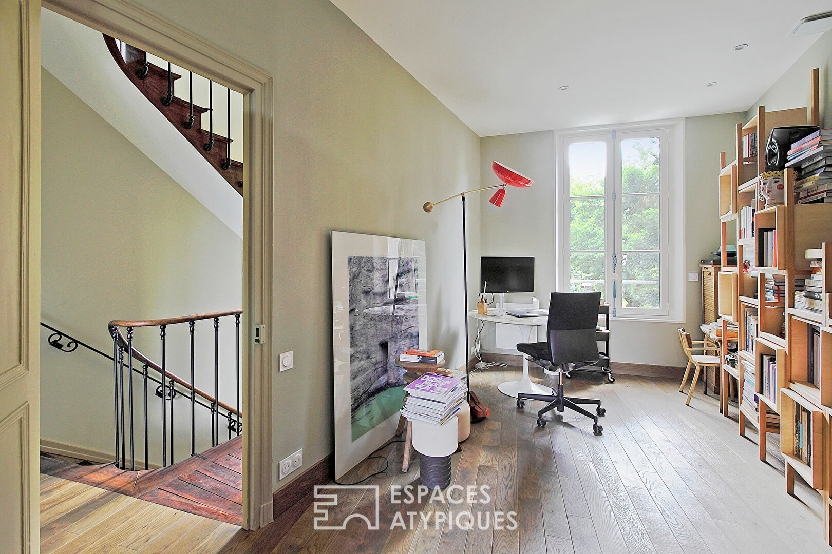 Maison bourgeoise rénovée avec vue et jardin