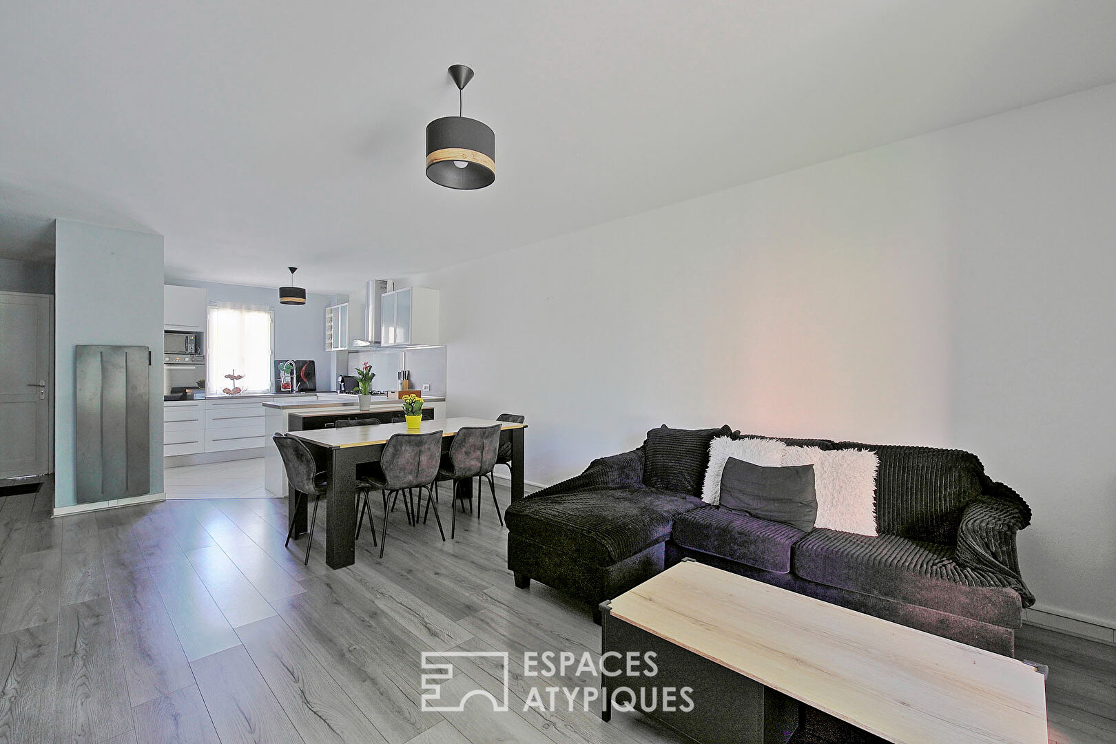 Ground floor apartment with terrace