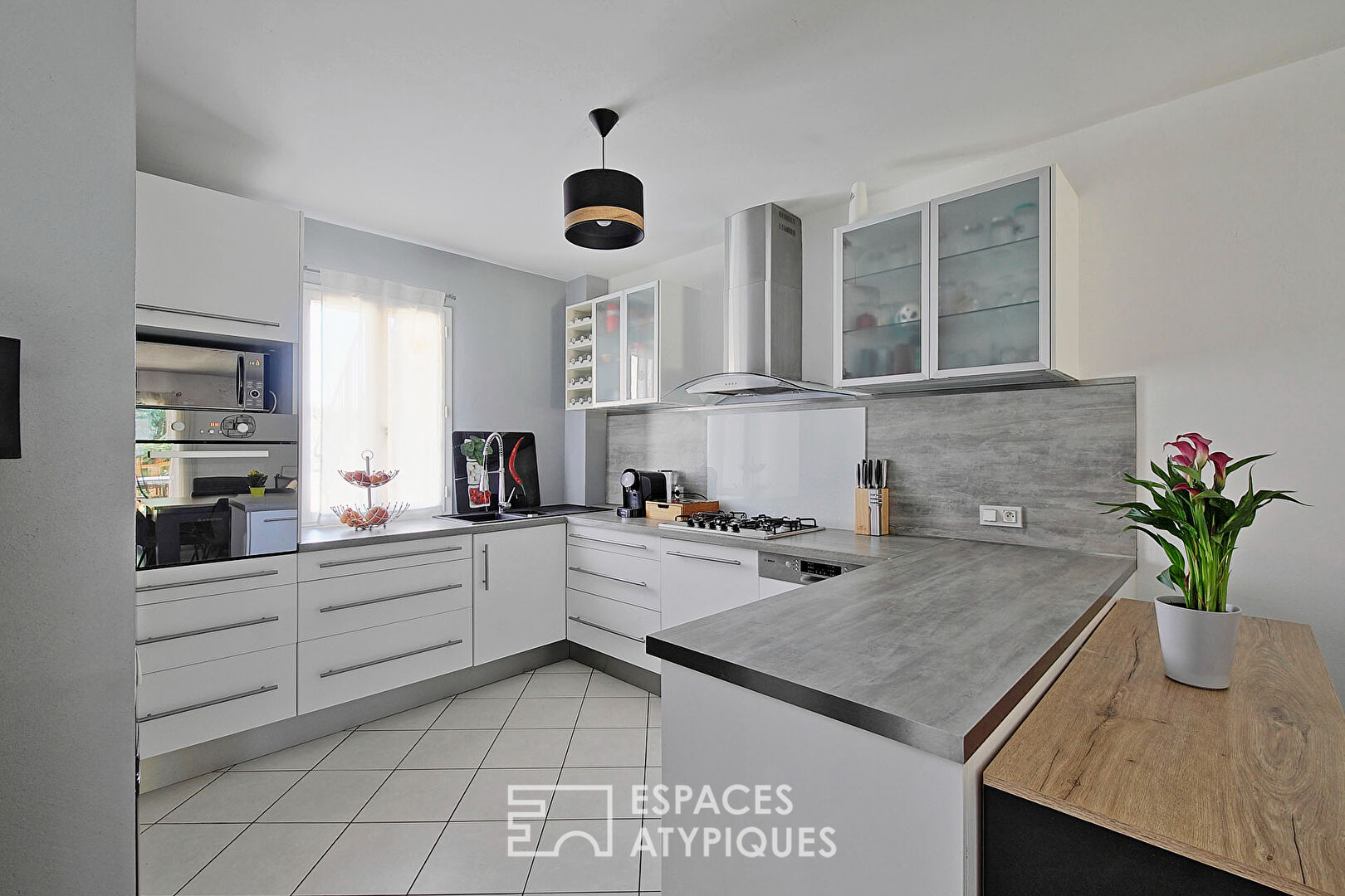 Ground floor apartment with terrace