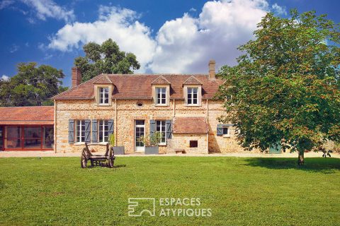 Propriété rénovée avec piscine, dépendances et ses parcs
