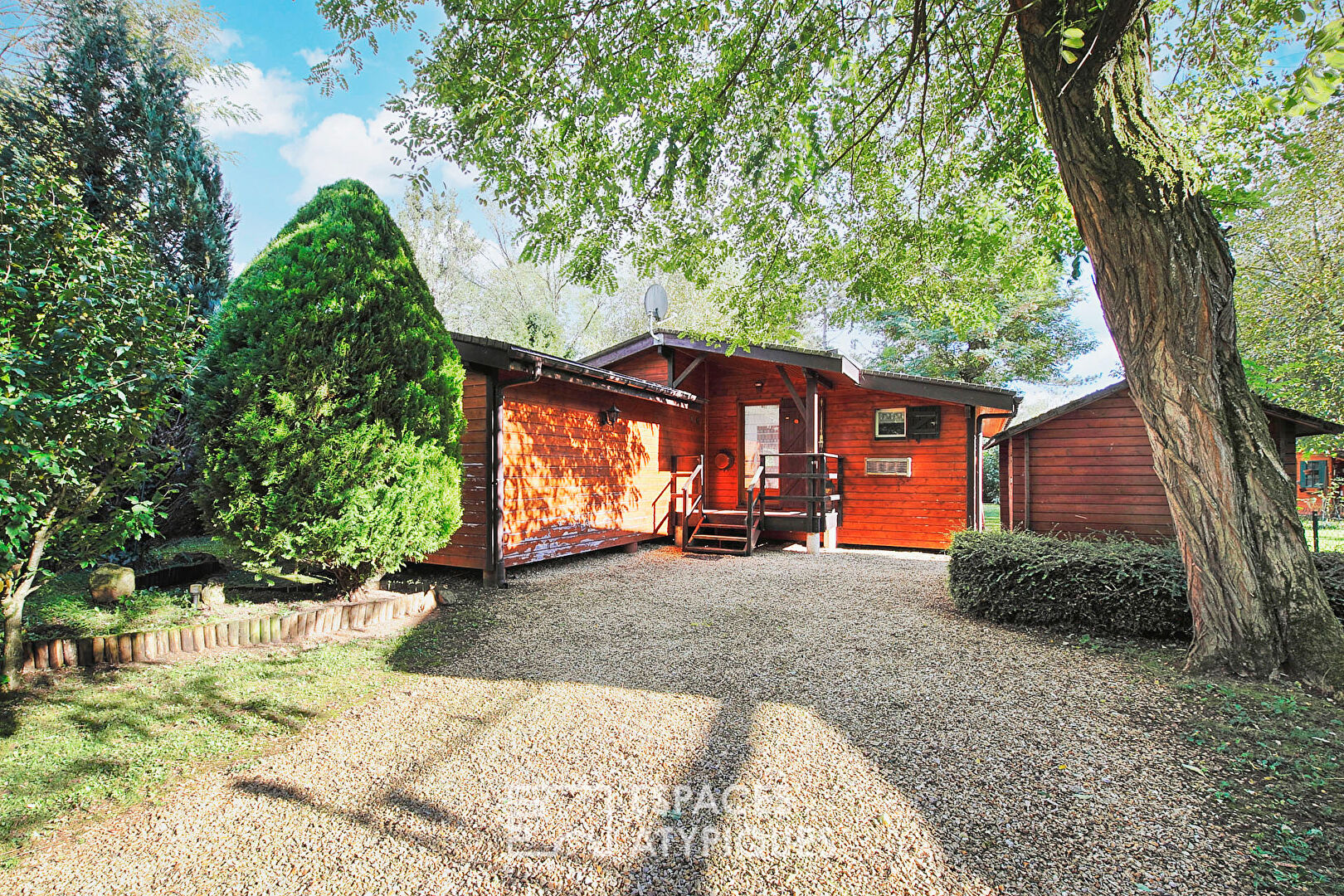 Wooden house with XXL terrace and garden