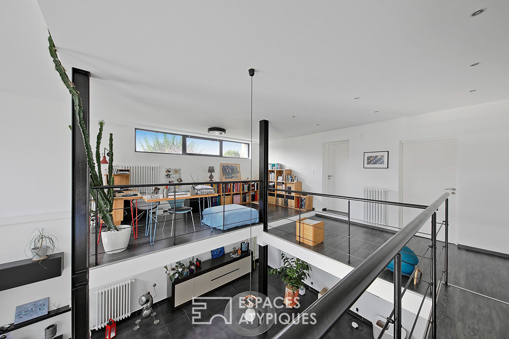 Maison contemporaine rénovée avec piscine