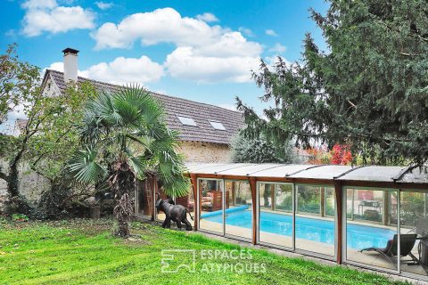 Maison de caractère avec jardin paysager et piscine