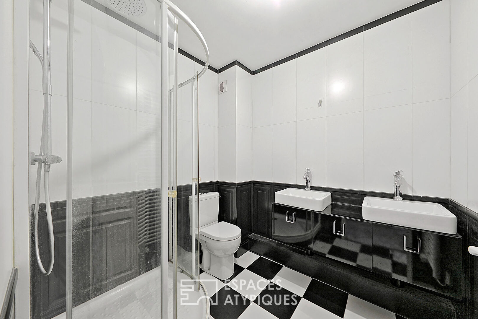 Duplex apartment with terrace and balcony in the city center