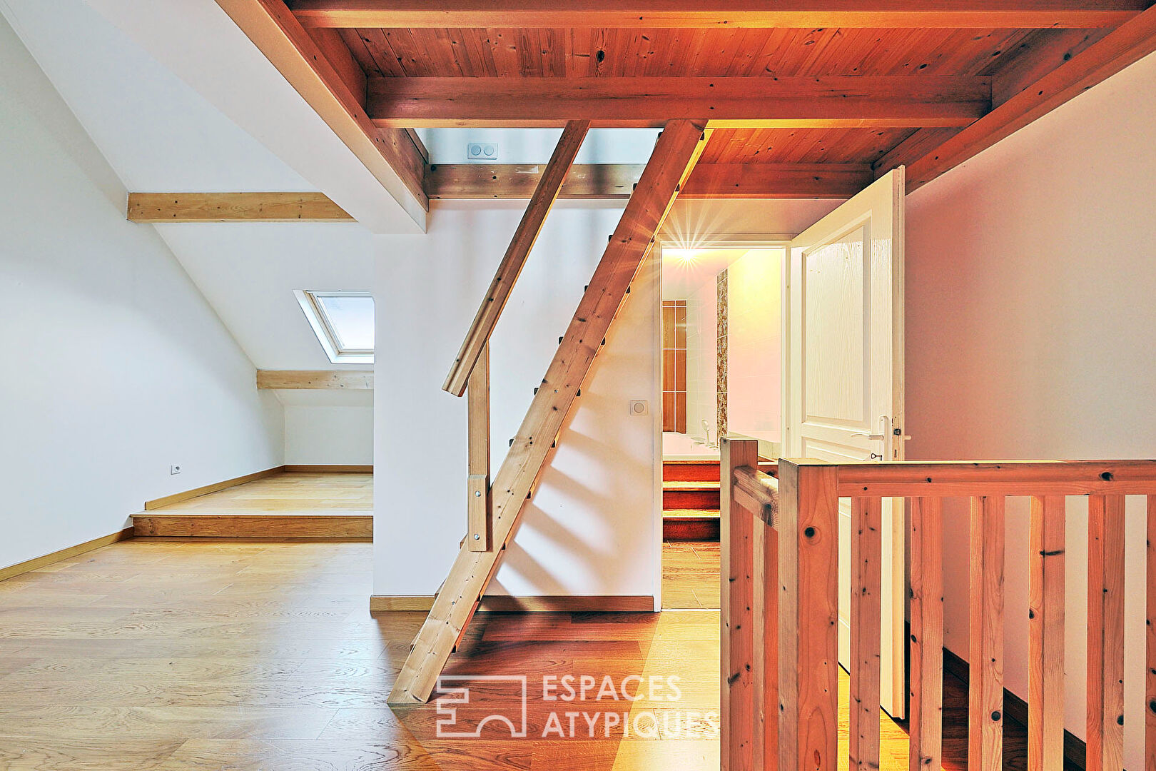 Duplex apartment with terrace and balcony in the city center