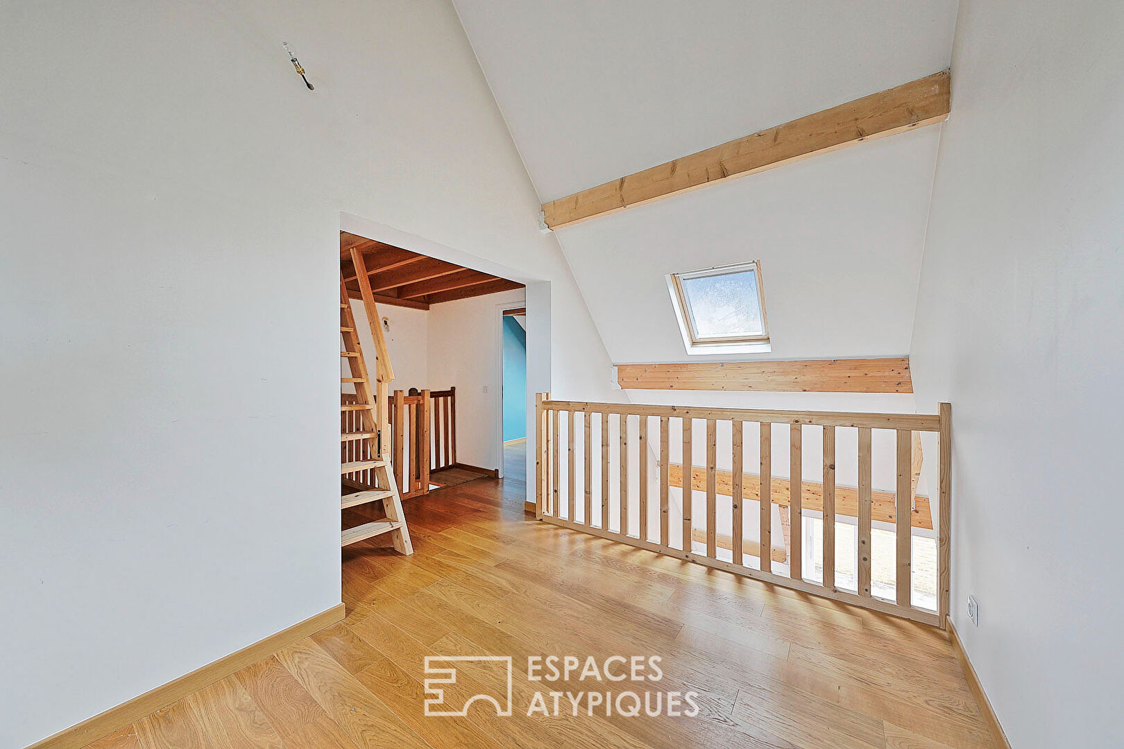 Duplex apartment with terrace and balcony in the city center