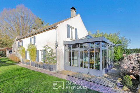 Beautiful renovated Brie house and its garden with swimming pool