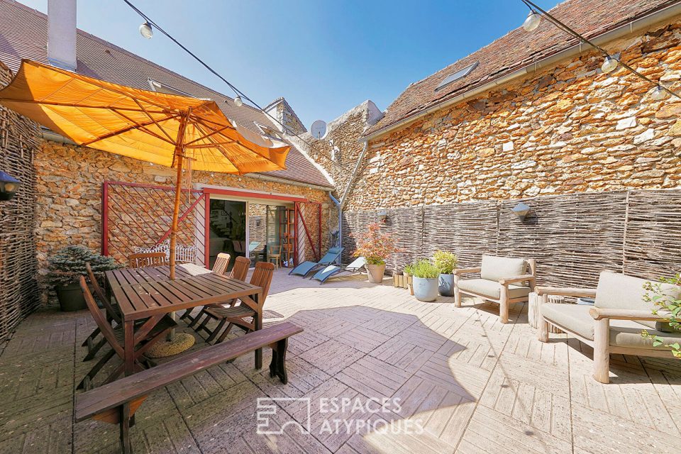 Maison de charme rénovée et son patio ensoleillé