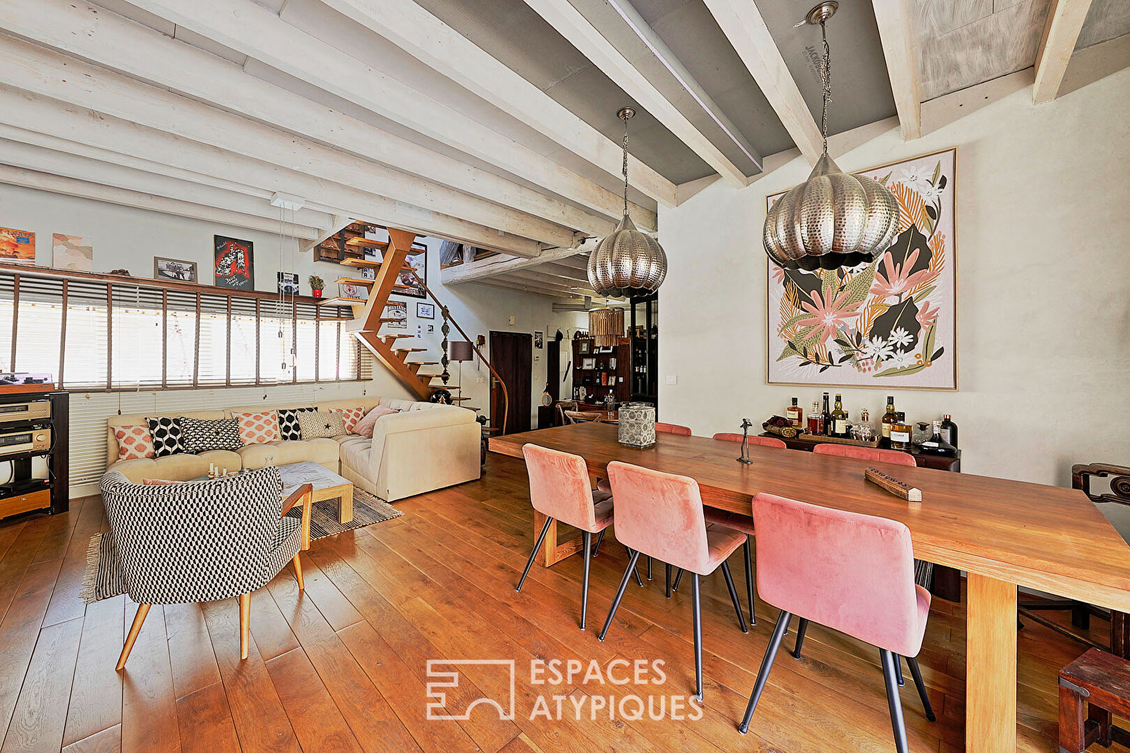 Charming renovated house and its sunny patio