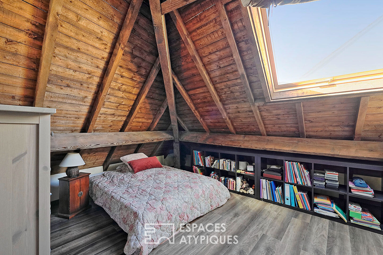 Charming renovated house and its sunny patio