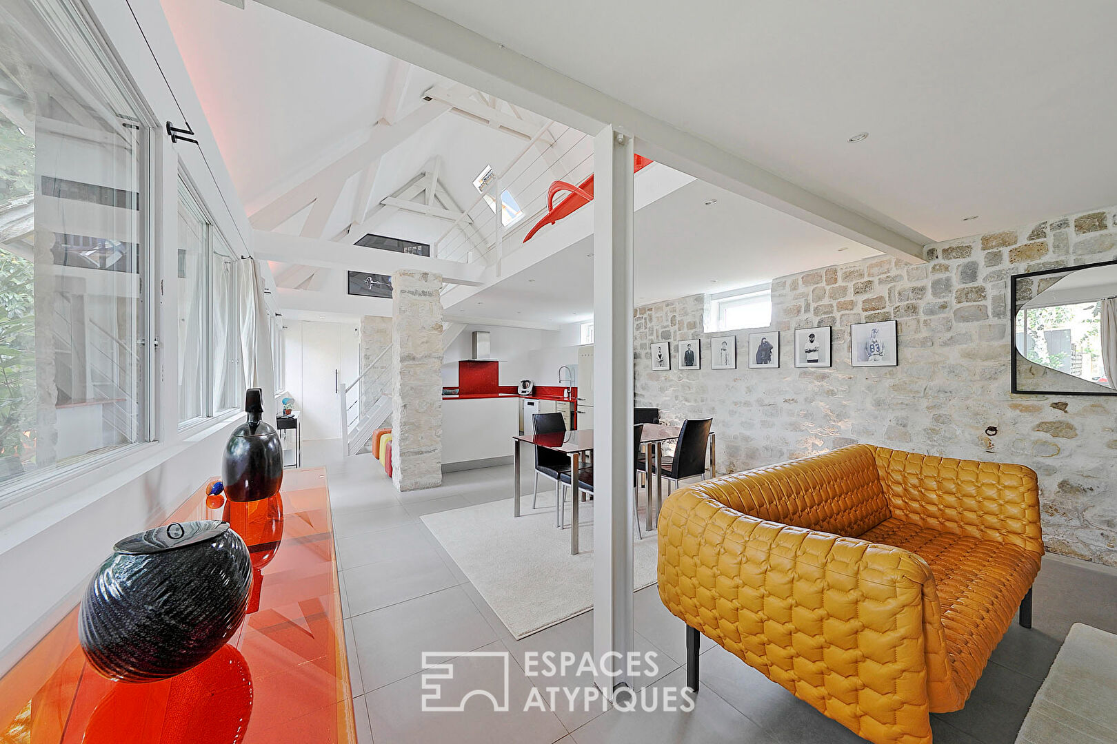 Maison esprit Loft avec jardin