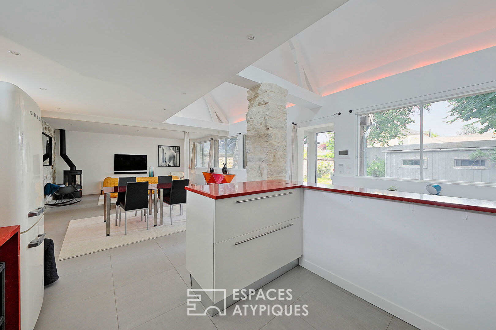 Maison esprit Loft avec jardin