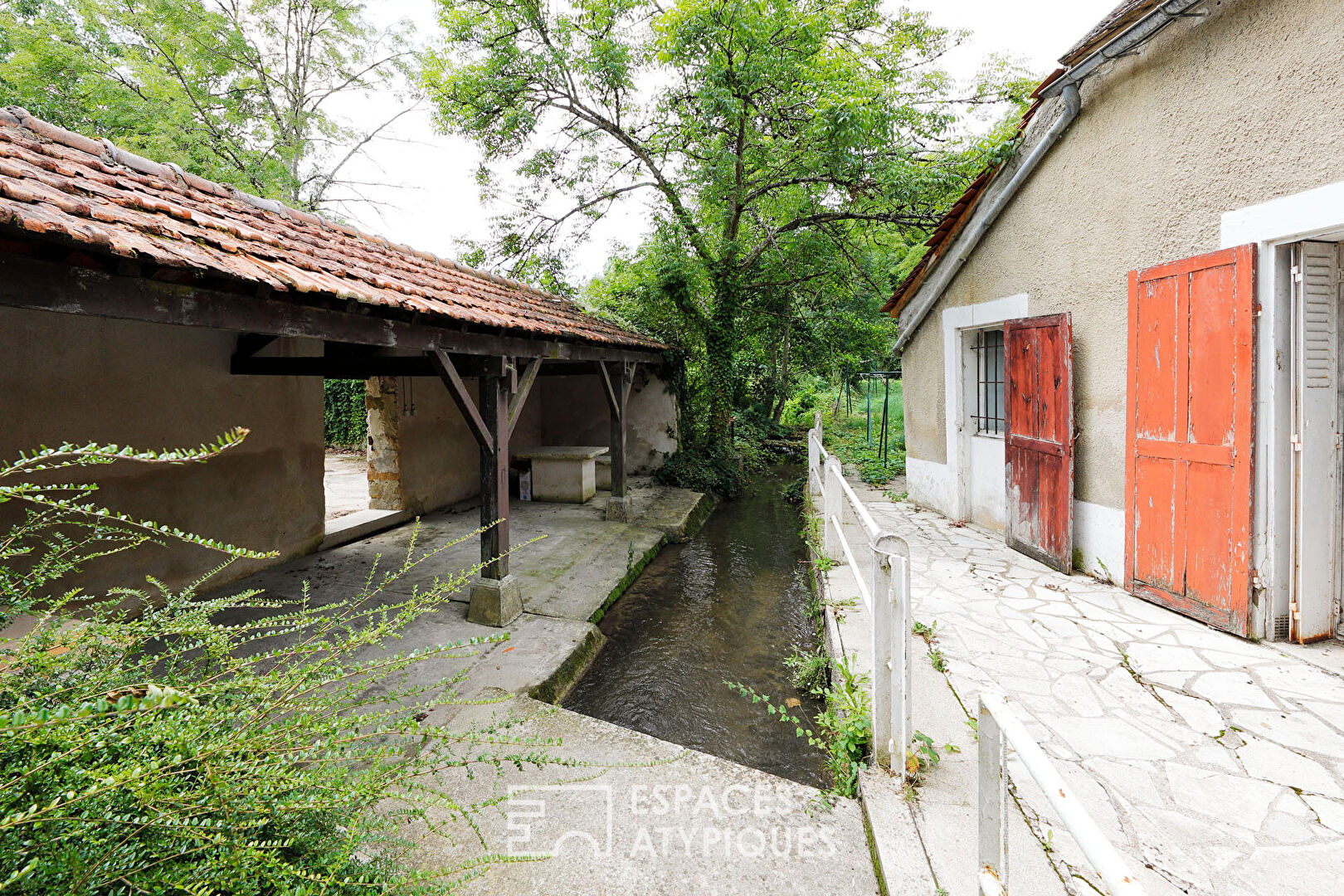 Old mill to renovate with garden