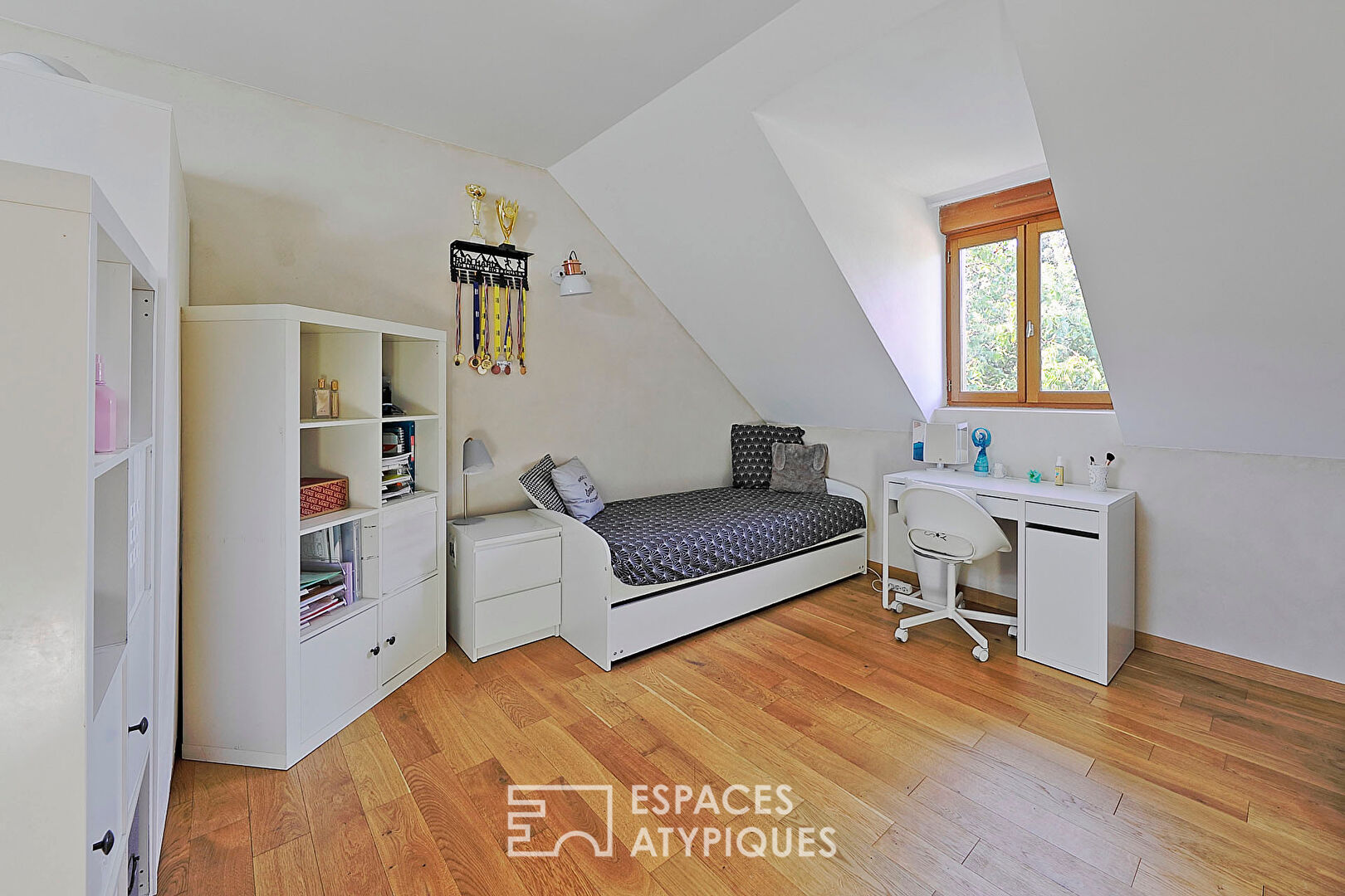 Authentique maison en pierre, rénovée avec piscine et esprit familial