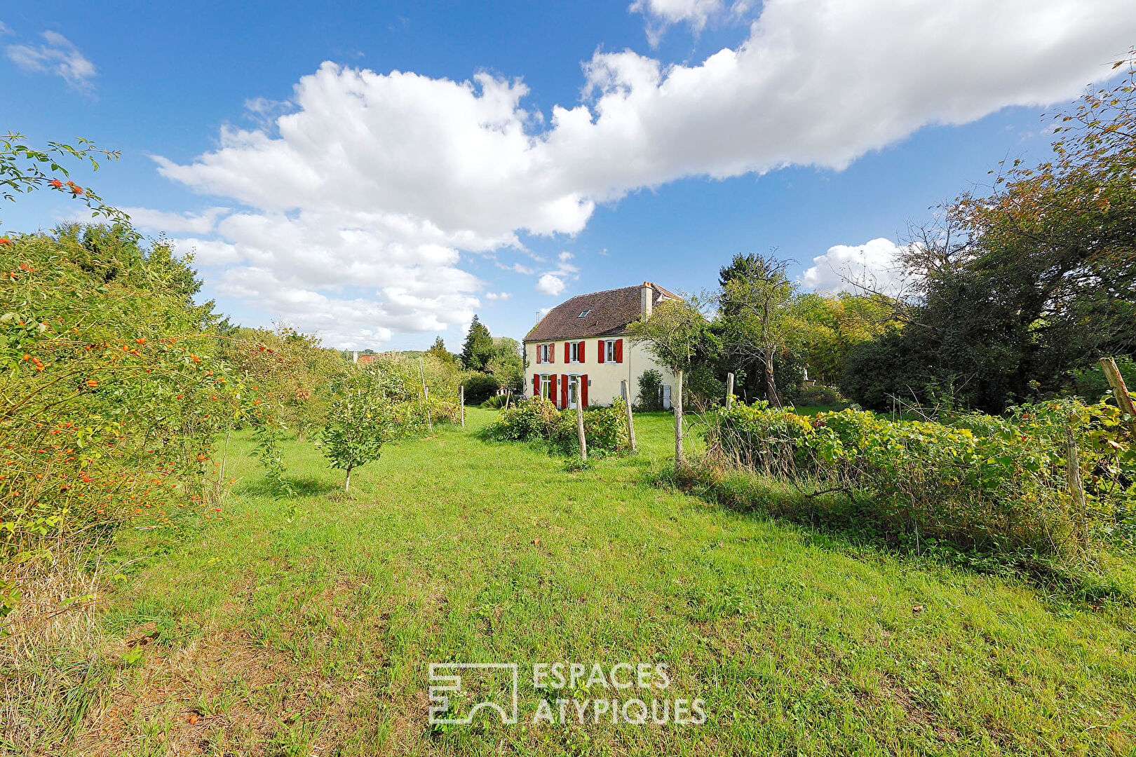 Maison de caractère avec jardin