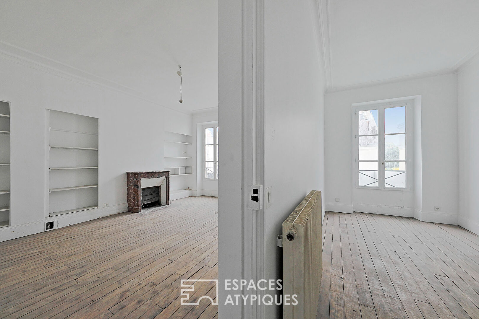 Duplex apartment to renovate with shared park